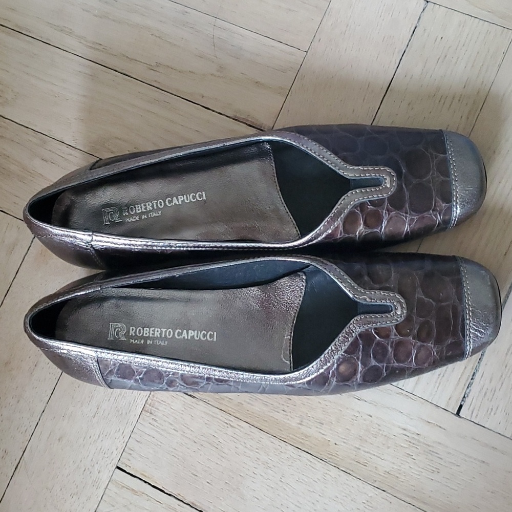 Robert Capucci flats shoes 8.5